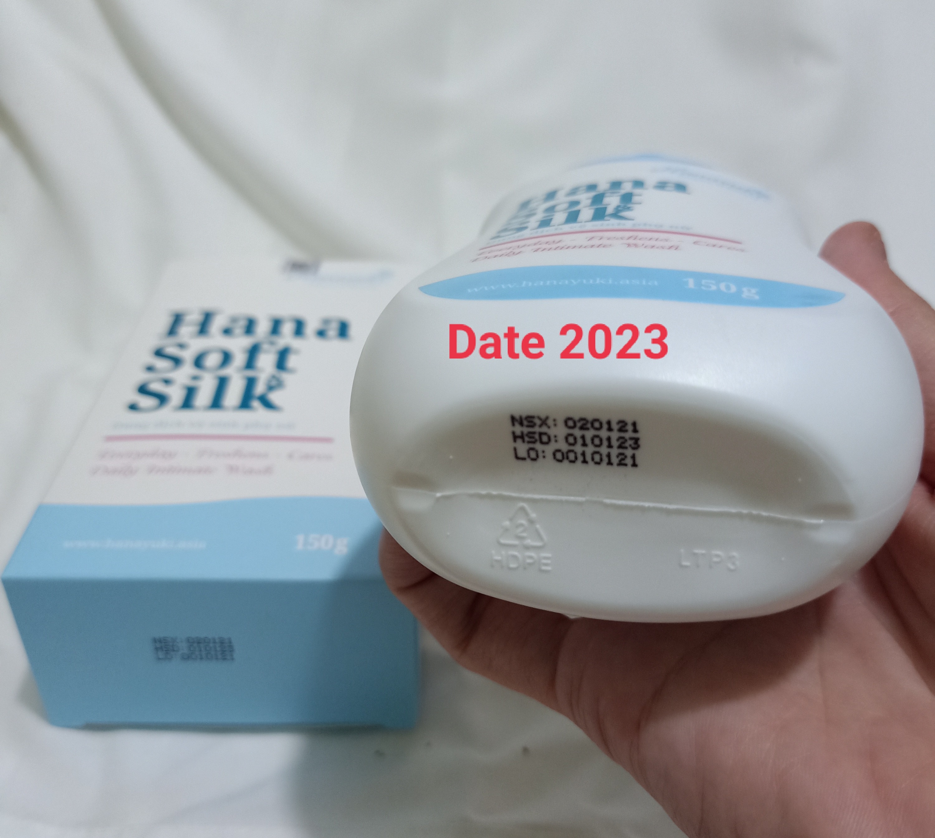 DUNG DỊCH VỆ SINH PHỤ NỮ HANAYUKI - HANA SOFT&SILK