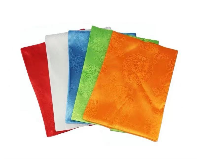 KHĂN BAN PHƯỚC 1M50