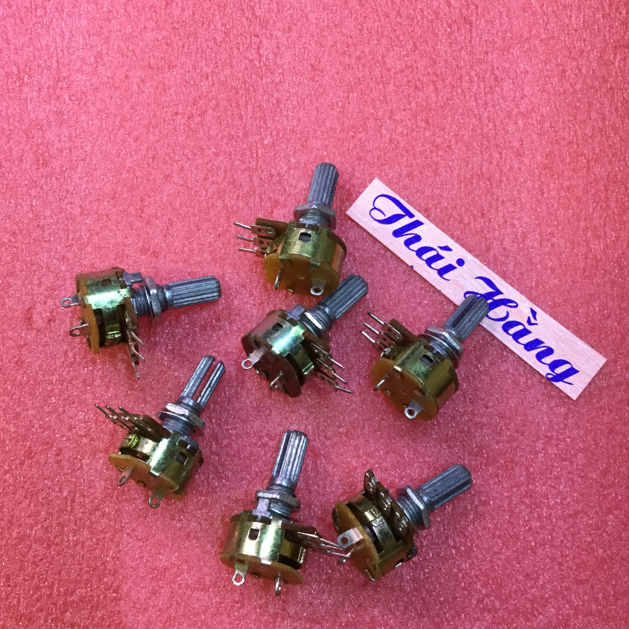 Chiết áp volum công tắc 250 K