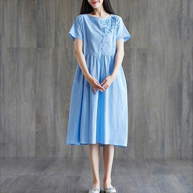 Đầm bầu công sở dáng dài thêu hoa