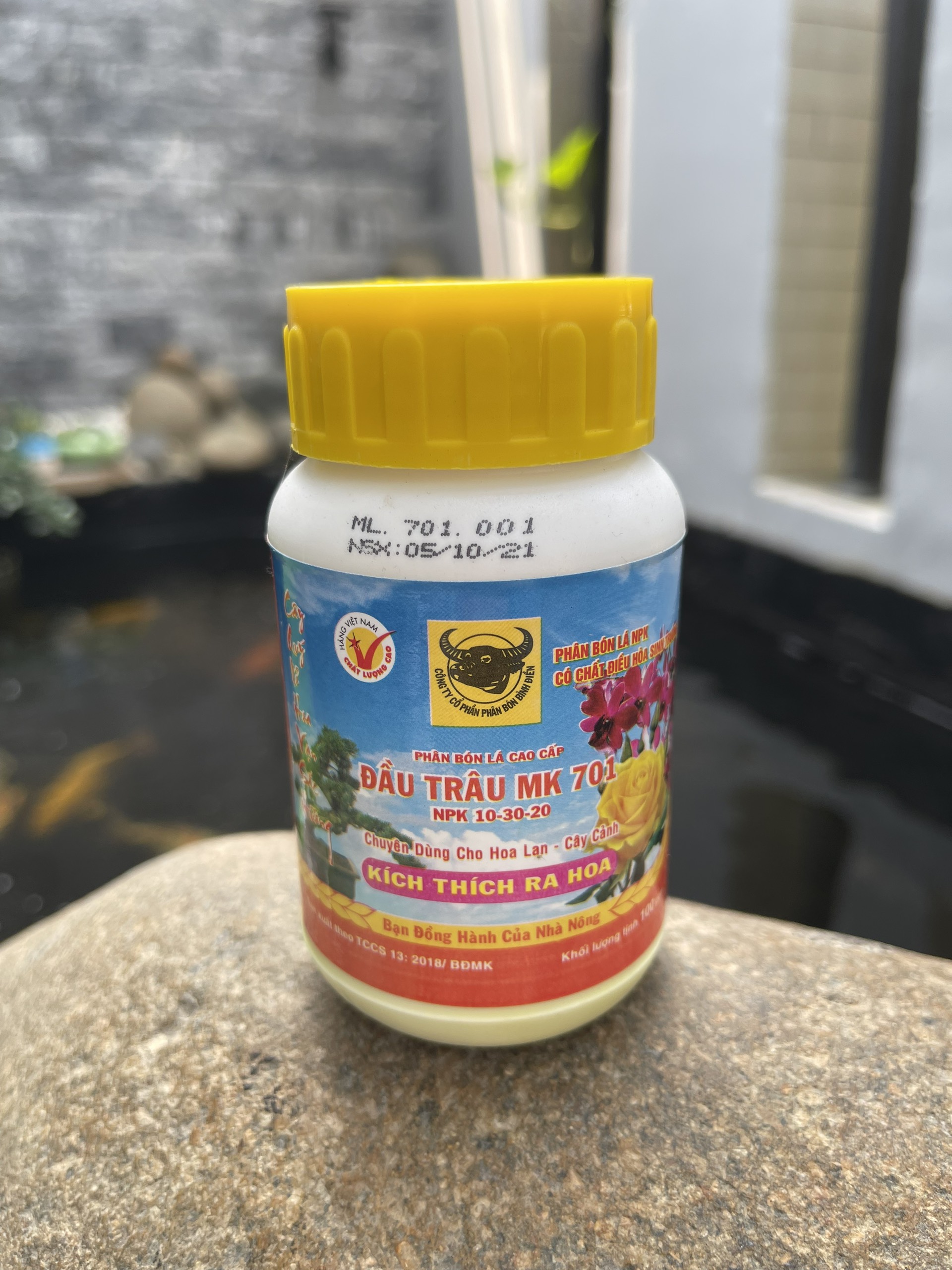 Phân bón lá đầu trâu MK 501 701 901 (100gram)