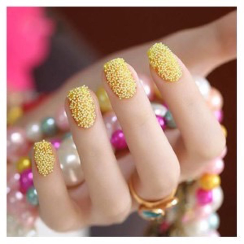 Khay bi tròn trang trí móng nail