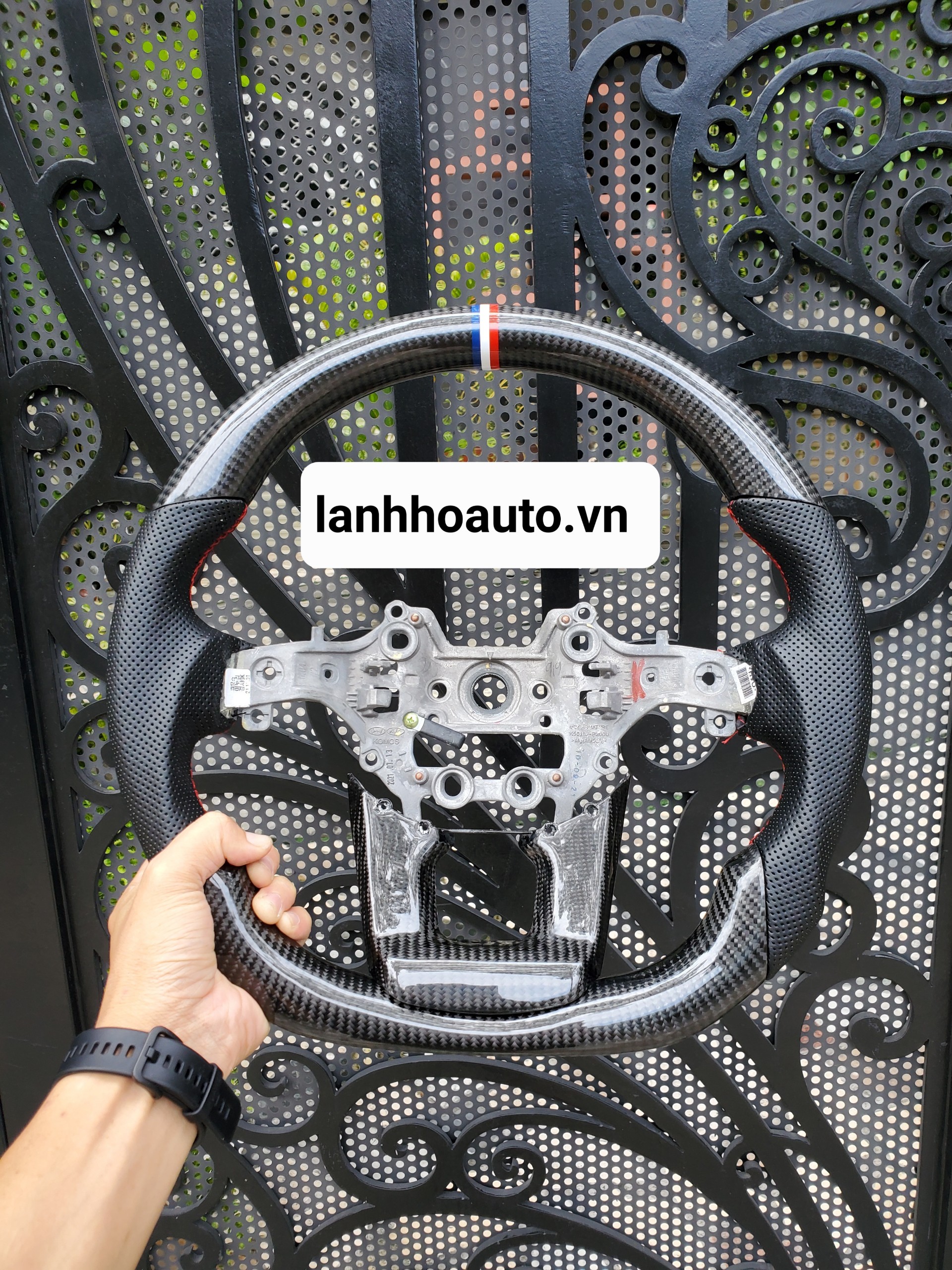 Vô lăng carbon Kia Sorento 2022 , Carnival  2022