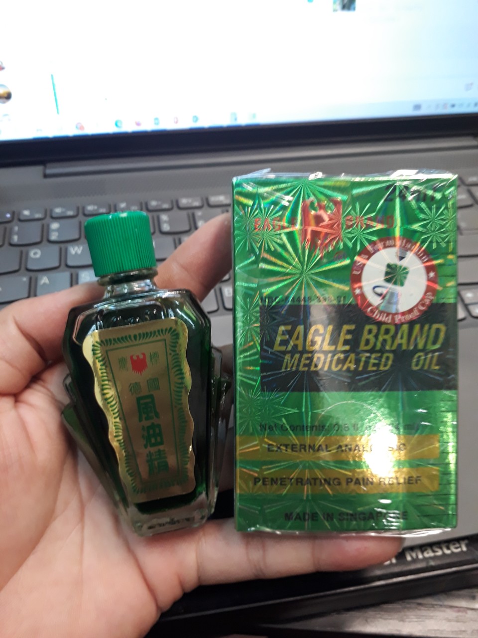 Dầu xanh 2 nắp 24ml