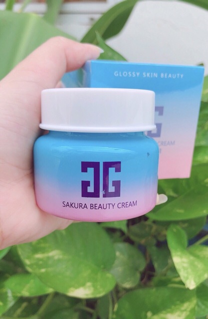 Kem hoa anh đào Sakura Beauty Cream