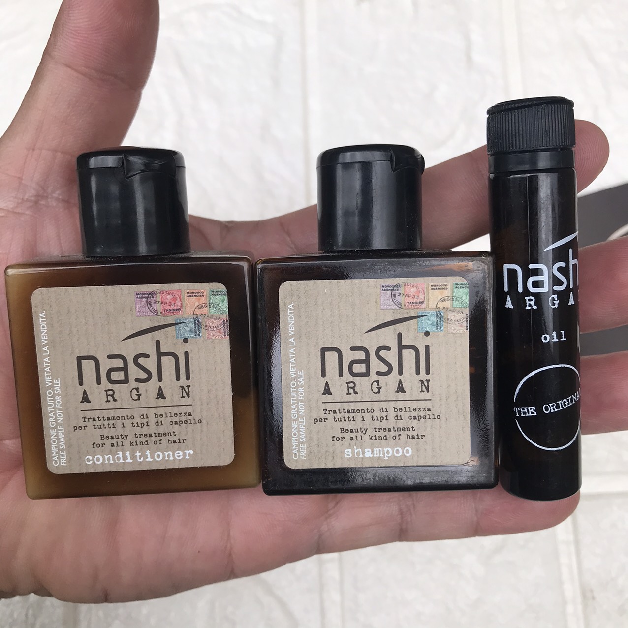 Bộ Nashi Argan Mini phục hồi tóc hư tổn ( Gội 30ml + Xả 30ml + Tinh dầu 5ml)