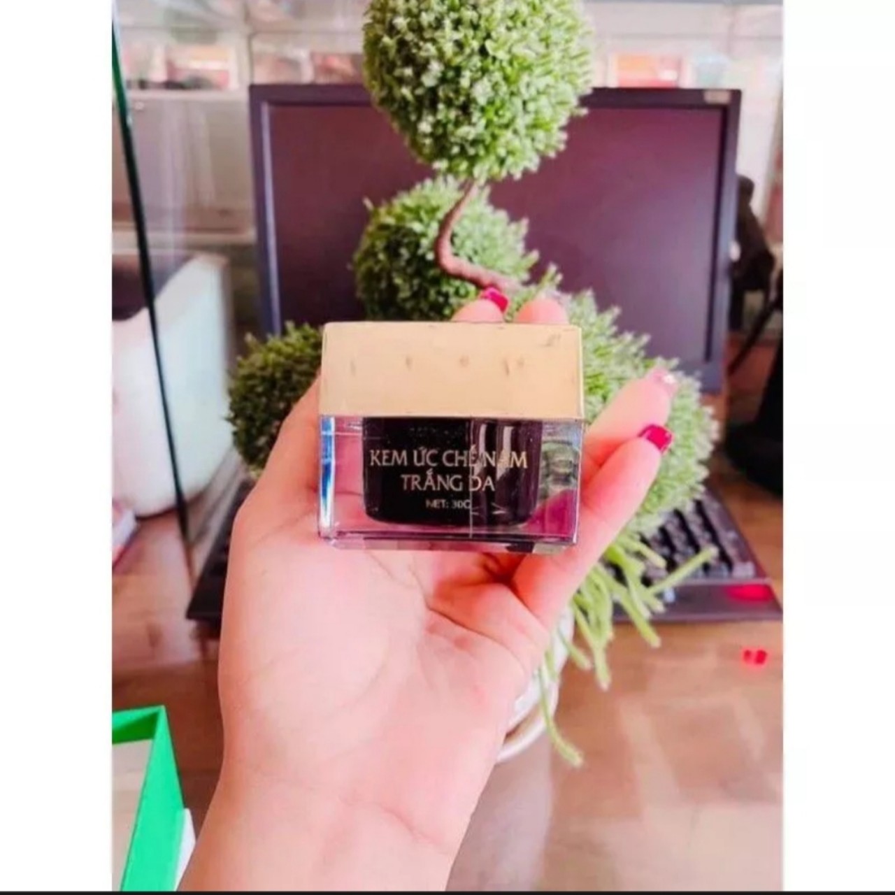 Kem ức chế nám trắng da phương anh
