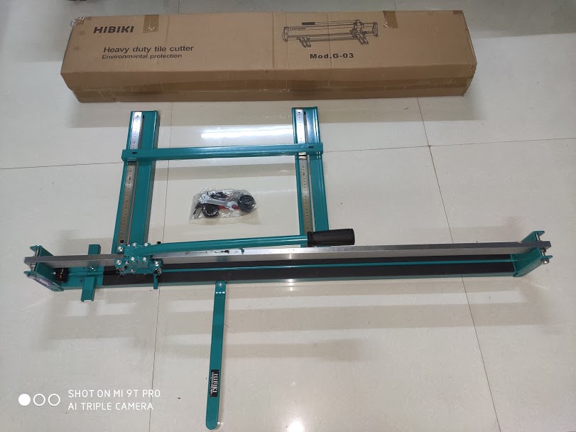 Máy cắt gạch siêu cứng bàn đẩy Hibiki 55100 cắt 1 mét, thanh  dẫn loại dày cứng mạ bóng 15mmx45mm.