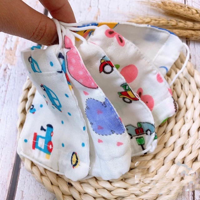 Set 2 Khẩu trang xô xuất Nhật cho bé