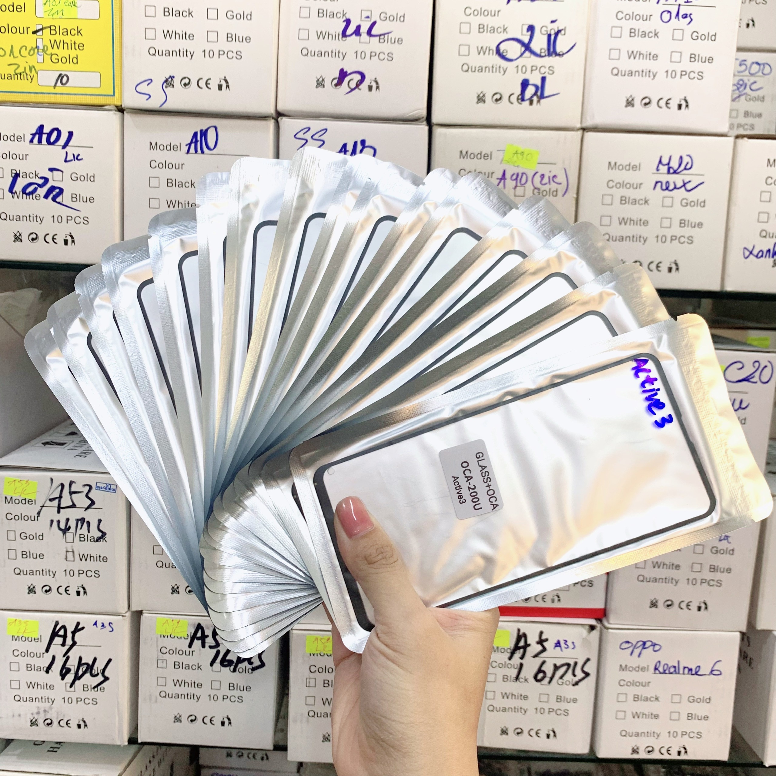 Kính liền keo Oca Vsmart Active 3