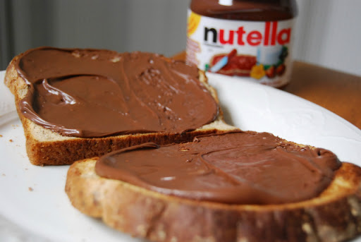 Nutella Mứt hạt phỉ 750 gram xuất xứ Ba Lan