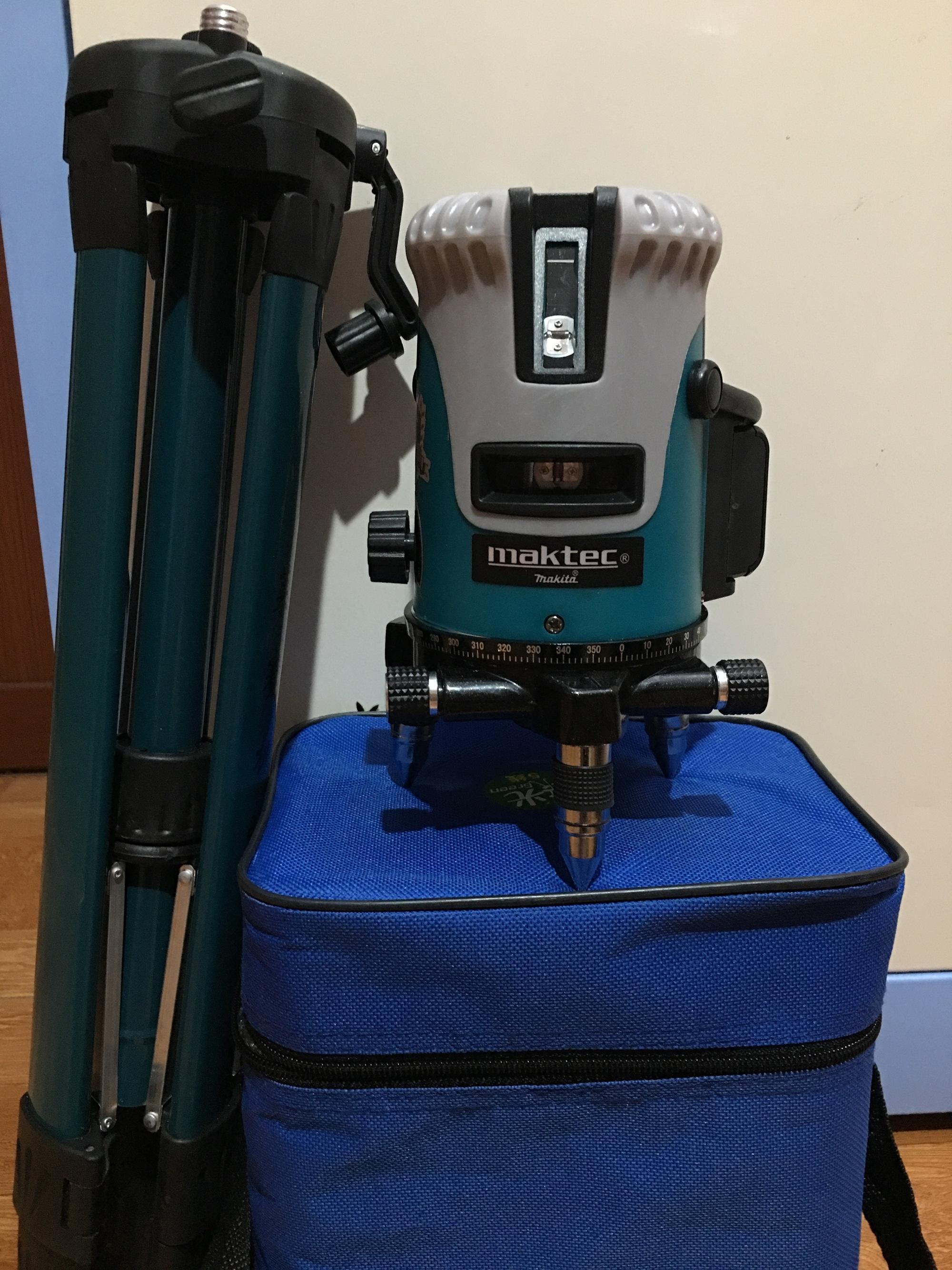 Máy cân mực laser Maktec 5 tia xanh