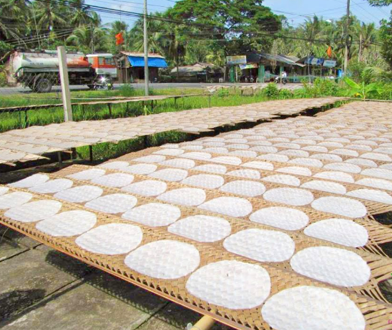 [HCM] Bánh Tráng Nhúng Bình Định (38k/ ràng 20 cái - Nhà làm, có mè, dẻo dai, nhúng cuộn)