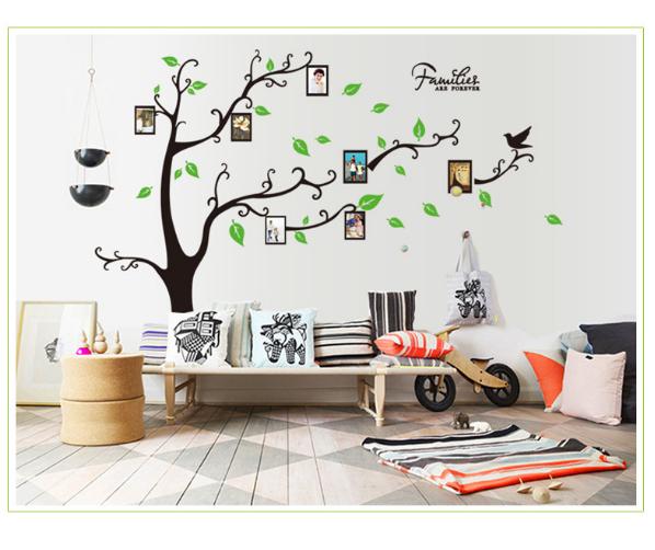 Decal trang trí tường - Cây Lớn Cong Khung Hình ĐEN 02. Decal in trên chất liệu PVC có keo sẵn ở mặt sau chỉ cần lột ra và dán.
