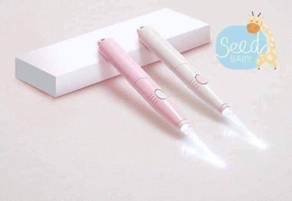 Dụng Cụ Lấy Ráy Tai Có Đèn Led