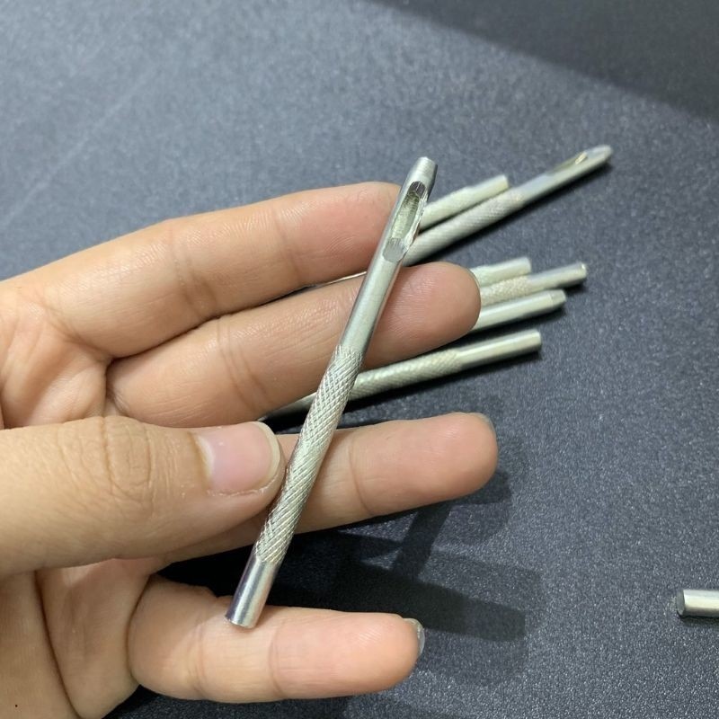 ∏  Đinh Đục Lỗ Thắt Lưng Dây Nịt Nam