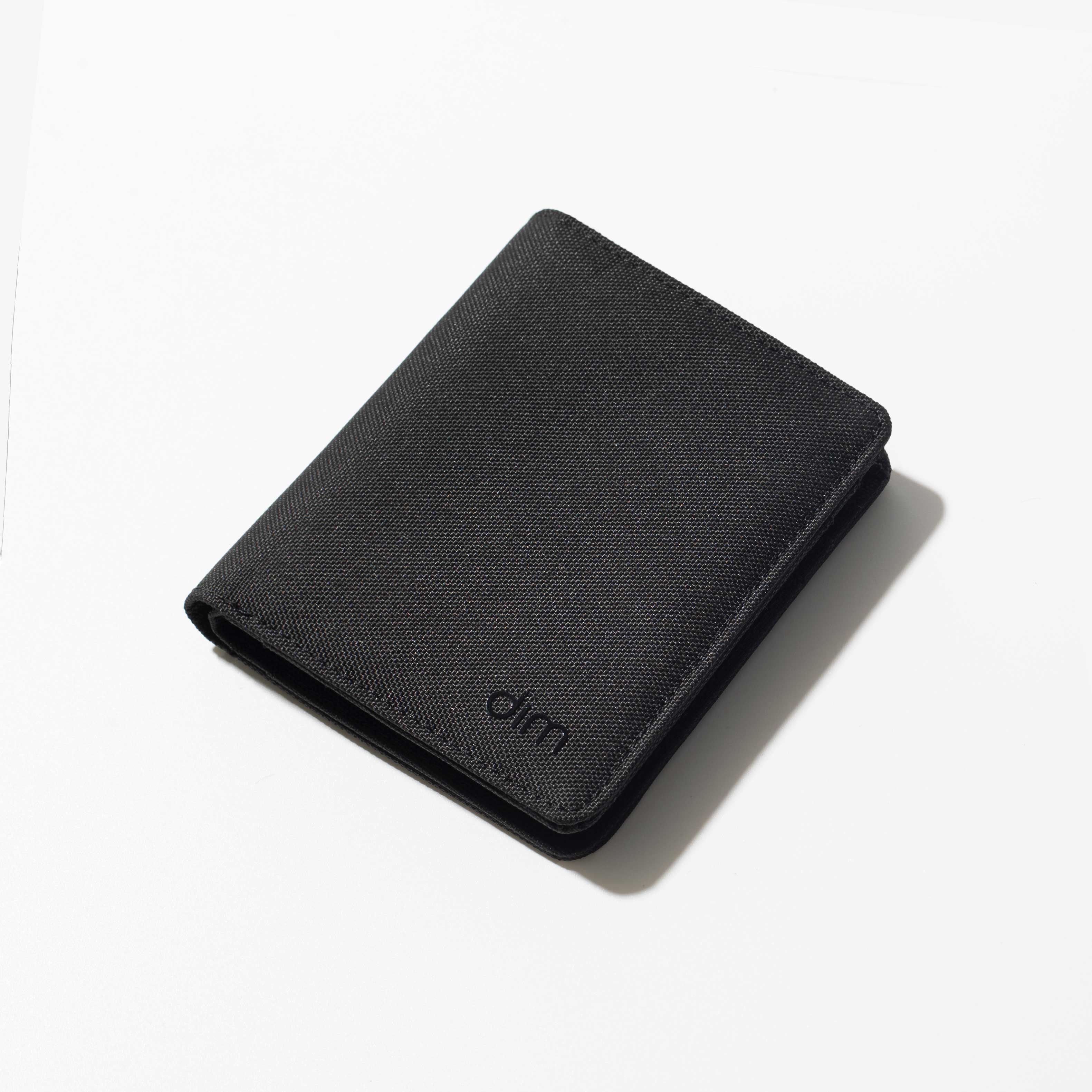 Ví Vải DIM Basic Wallet 2 - Đứng (Thiết Kế Gập Đôi, Đựng 8 - 10 Thẻ, Vừa CMND - GTX)