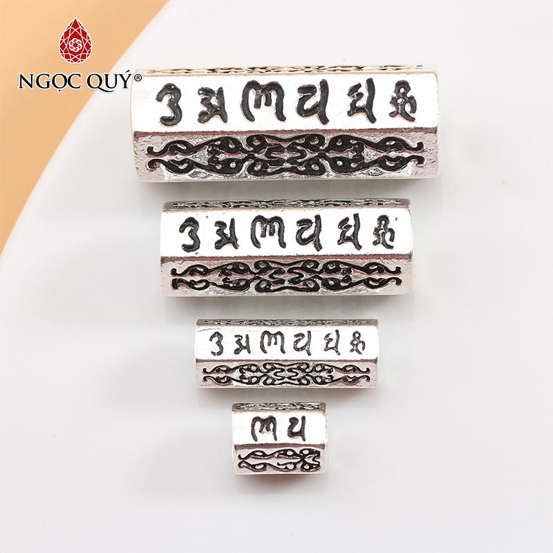 [HCM]Charm bạc hình trụ 6 cạnh khắc lục tự đại minh chú xỏ ngang - Ngọc Qúy Gemstones