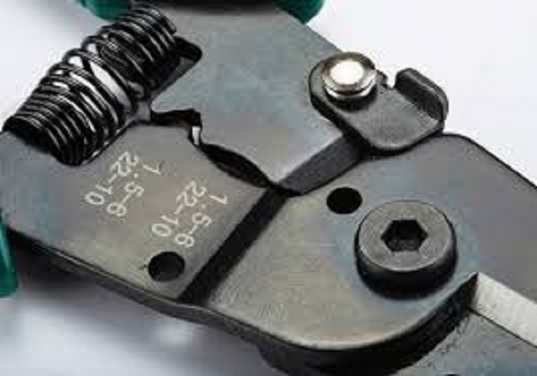 Kìm cắt, tuốt dây Sata 91202 - 91202