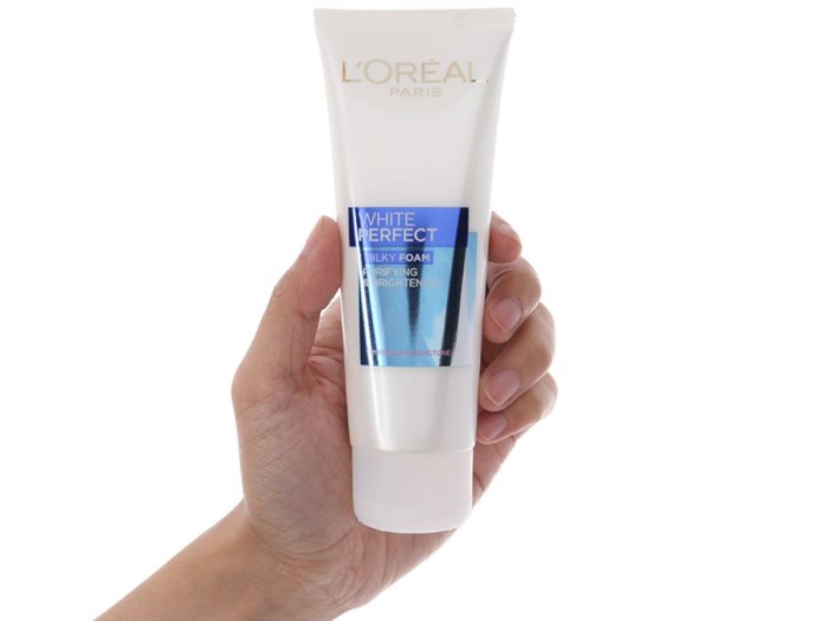 Sữa rửa mặt Loreal White Perfect 100ml
