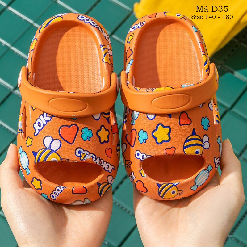 Dép nhựa hở mũi cho bé trai bé gái - Dép sục siêu nhẹ hình ong nhiều màu (hồng, vàng, cam, xanh cốm, xanh đen) cho bé 1 - 4 tuổi có quai hậu đi nước đi mưa chính hãng CHALK BEAR D35