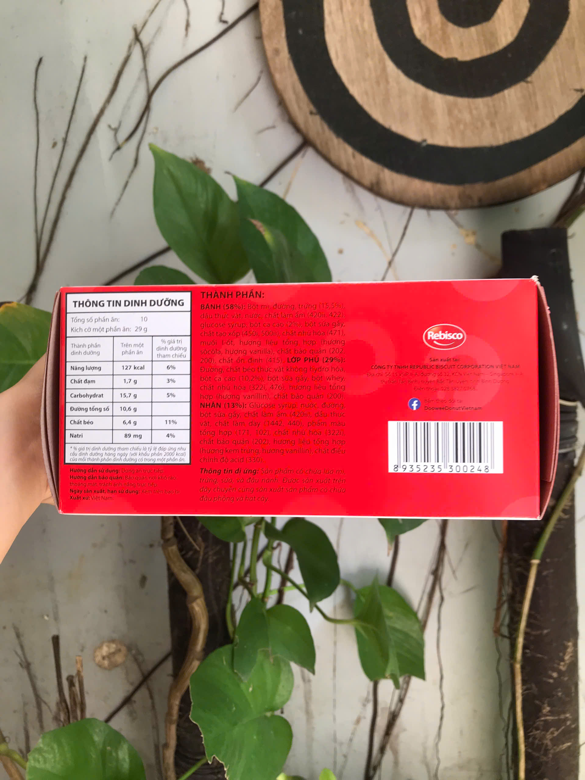 Bánh Doowee Donut Phủ Sôcôla Nhân Kem Trứng (Hộp 10 cái)