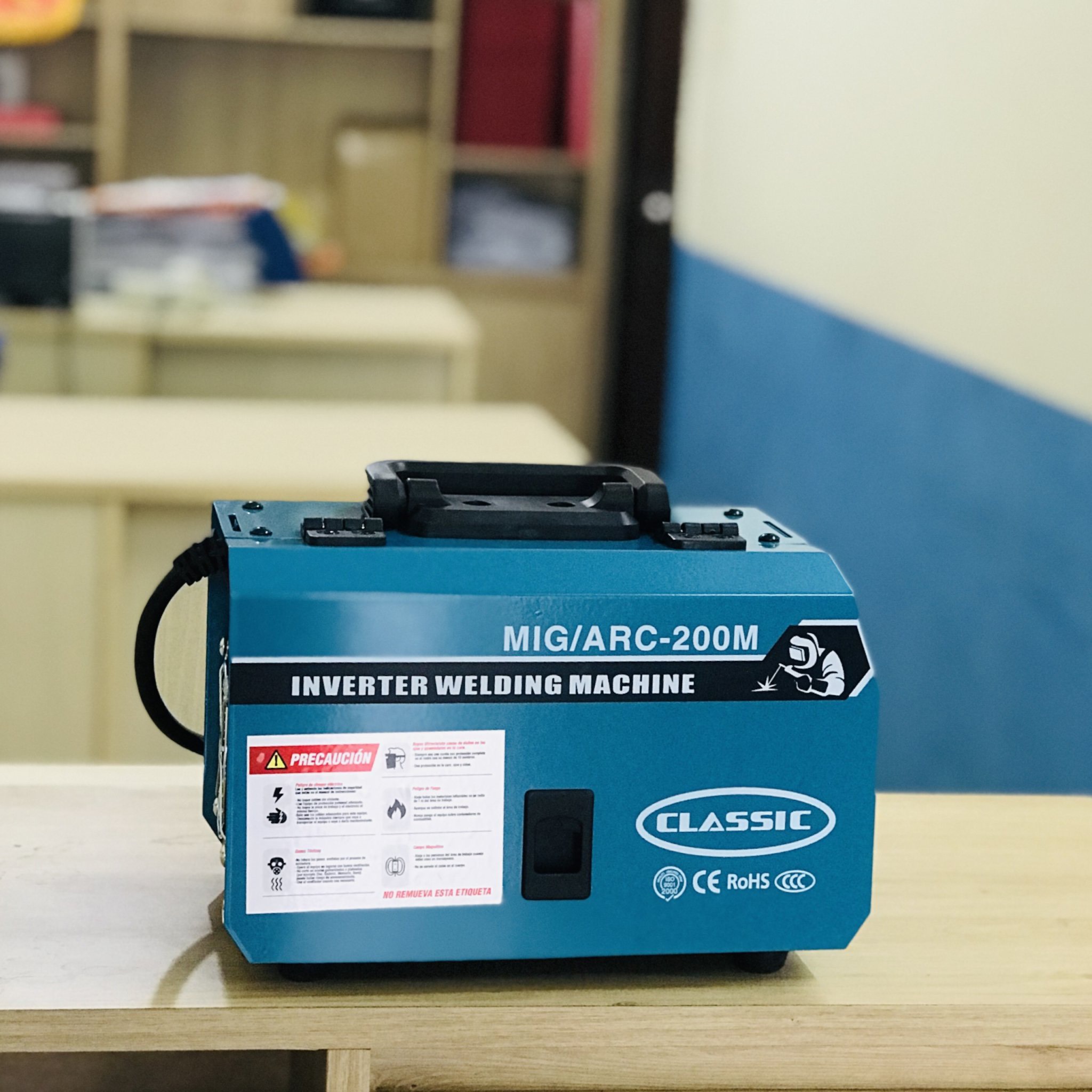 Máy hàn mig 3 chức năng Classic MIG/ARC 200M ( Tặng kính hàn điện tử, cuộn dây, 3 béc hàn)