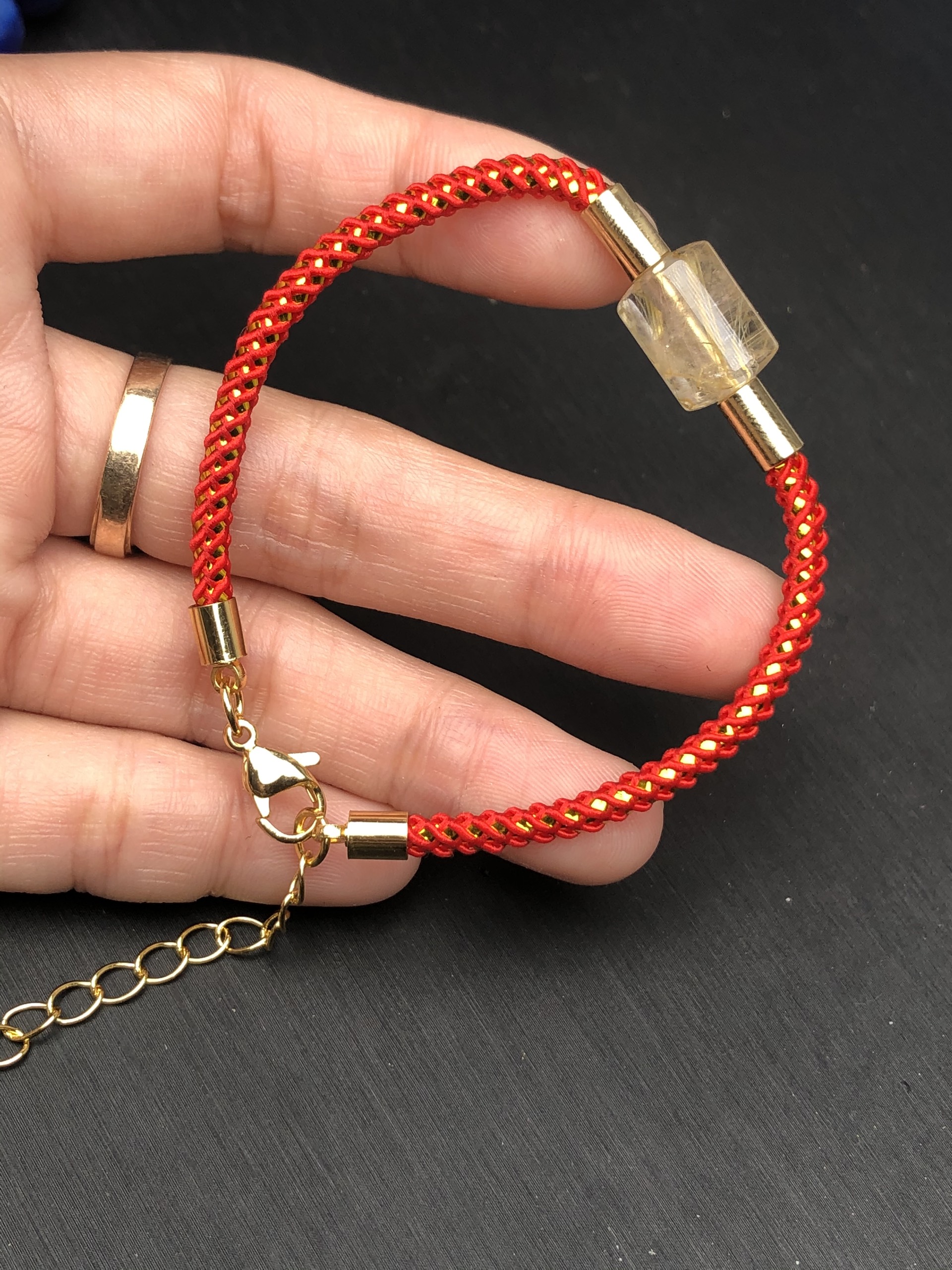 [FreeshipMAX] Vòng tay lu thống thạch anh tóc vàng  10 mm