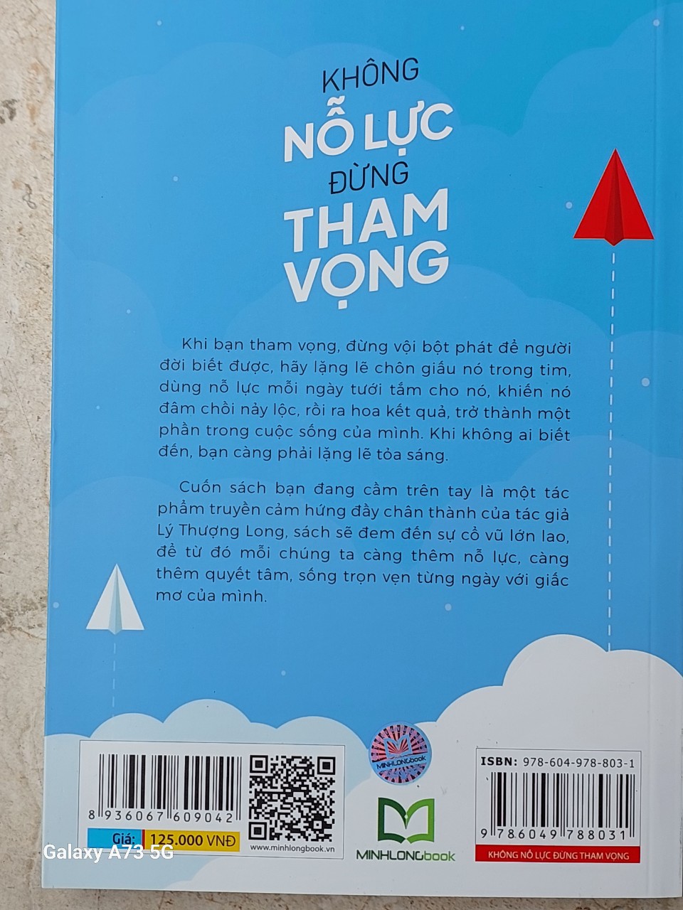 Sách: Không Nỗ Lực Đừng Tham Vọng