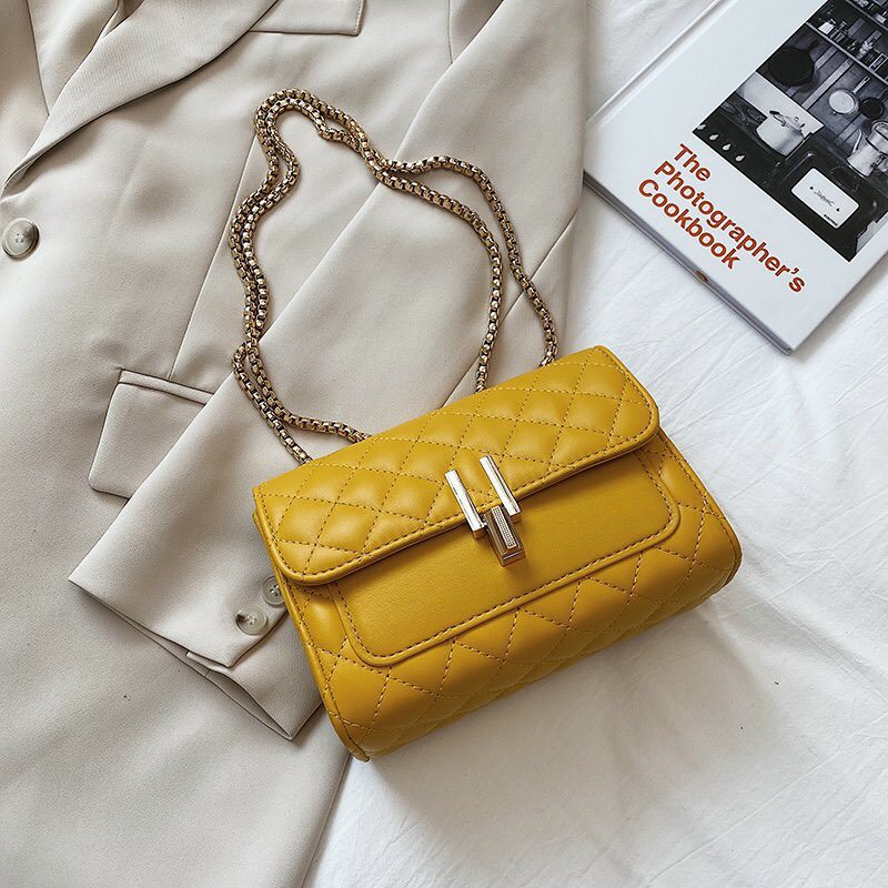 Túi Xách Đeo Chéo Nữ Khóa Chữ Y ⚠️ 3 NGĂN ⚠️ Chất da mềm mịn khóa mỏ vịt sang trong phối dây xích tròn M66