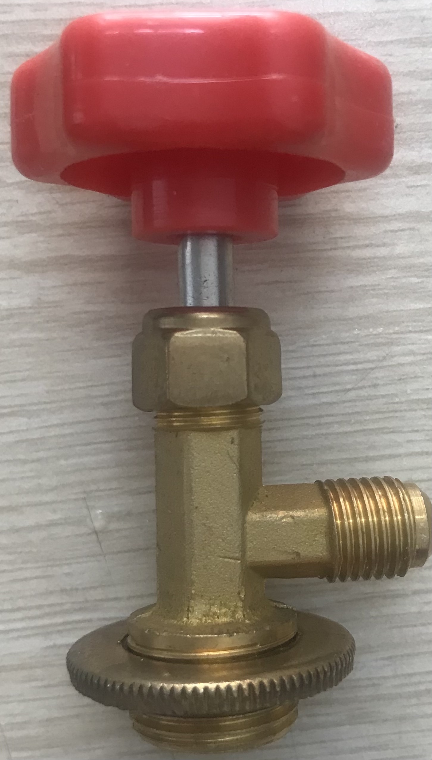 Van Gas lon 600a và 134a