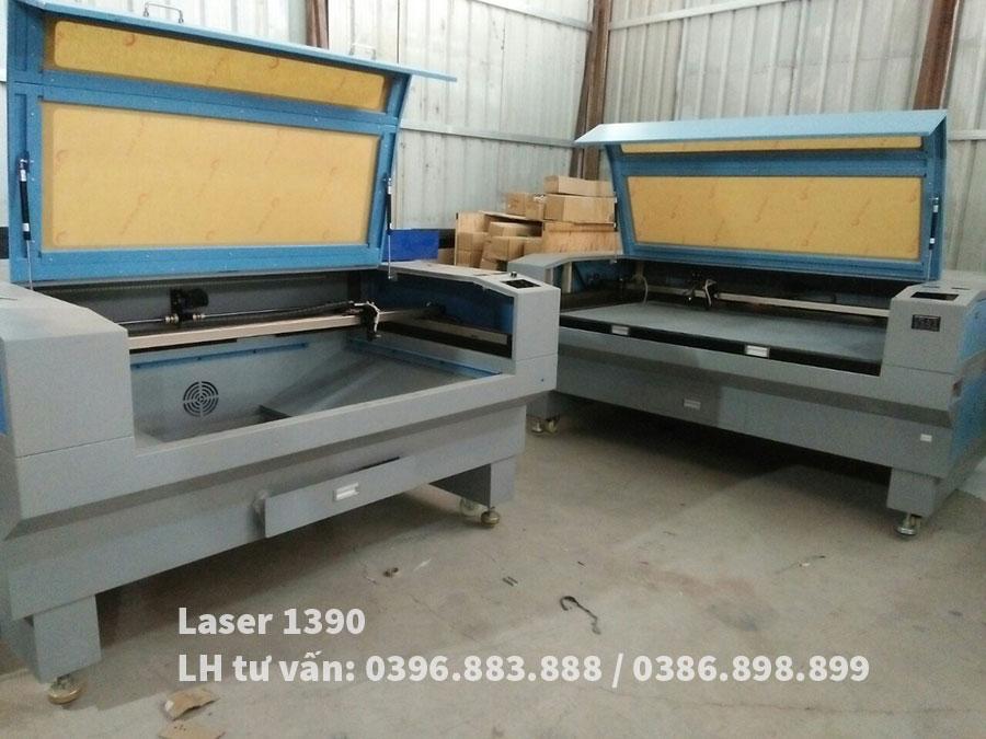 Máy cắt khắc Laser 1390