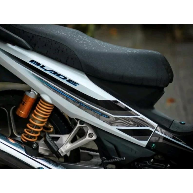 Tem Rời Honda Wave Blade 110 Hoa Văn Dán Xe Trắng
