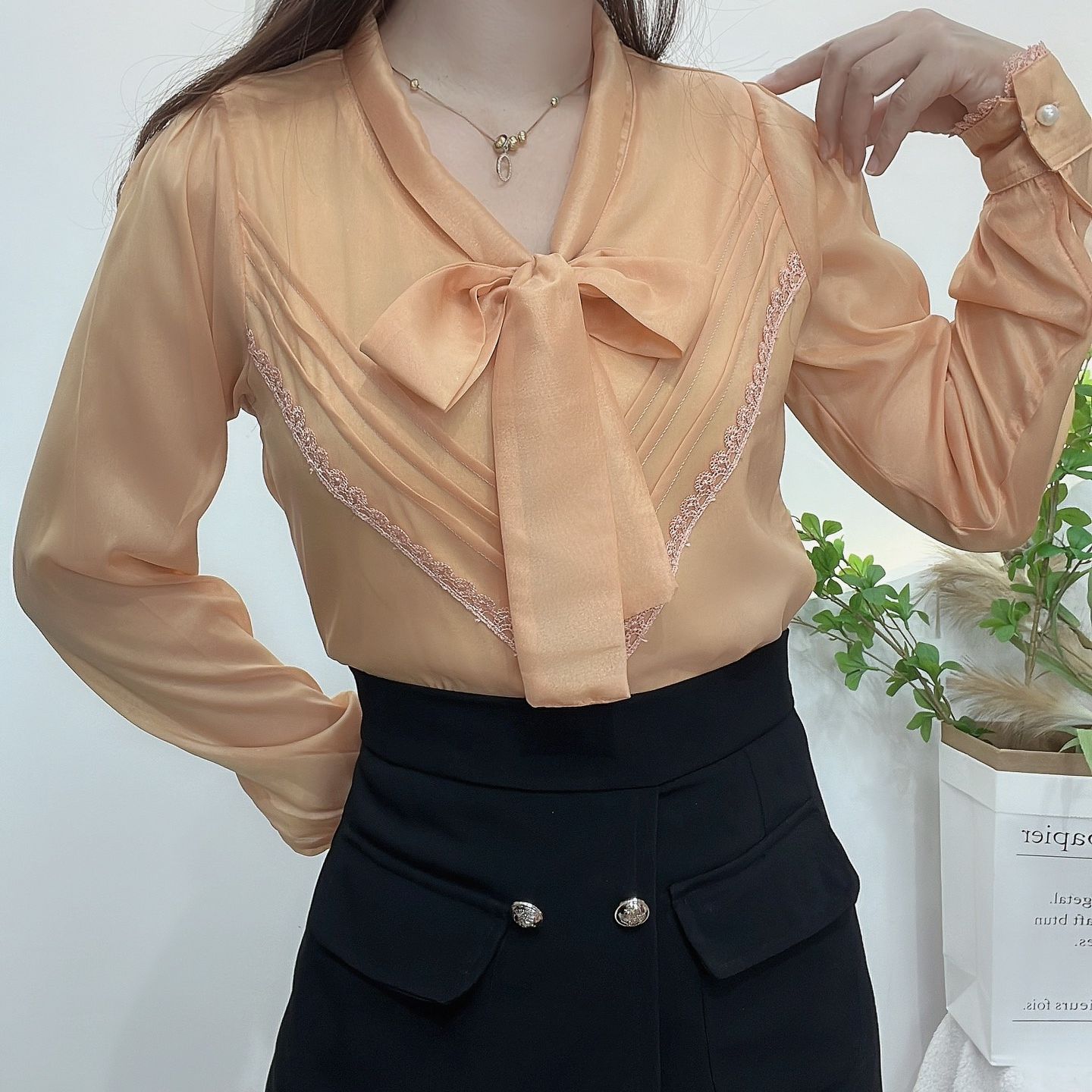 ÁO CÔNG SỞ TRẺ TRUNG NỮ TÍNH
