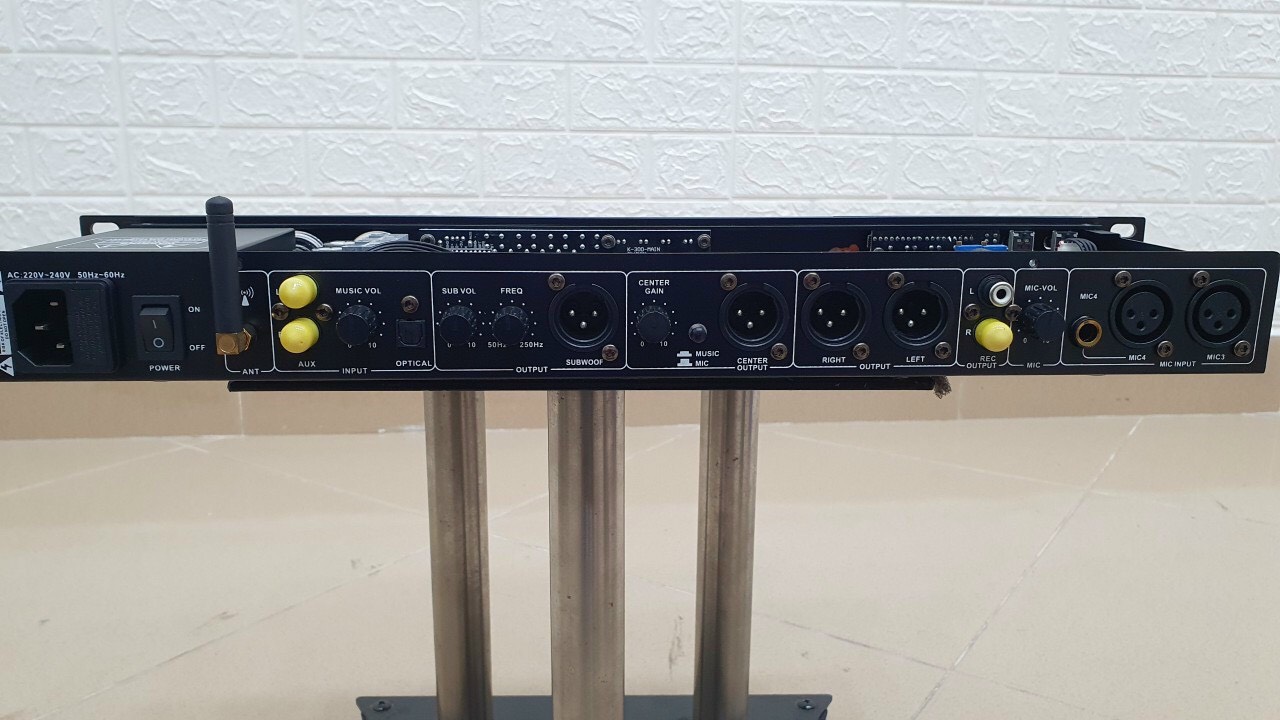Vang cơ Nanomax V1100 (Bluetooth-Optical-chóng hú)
