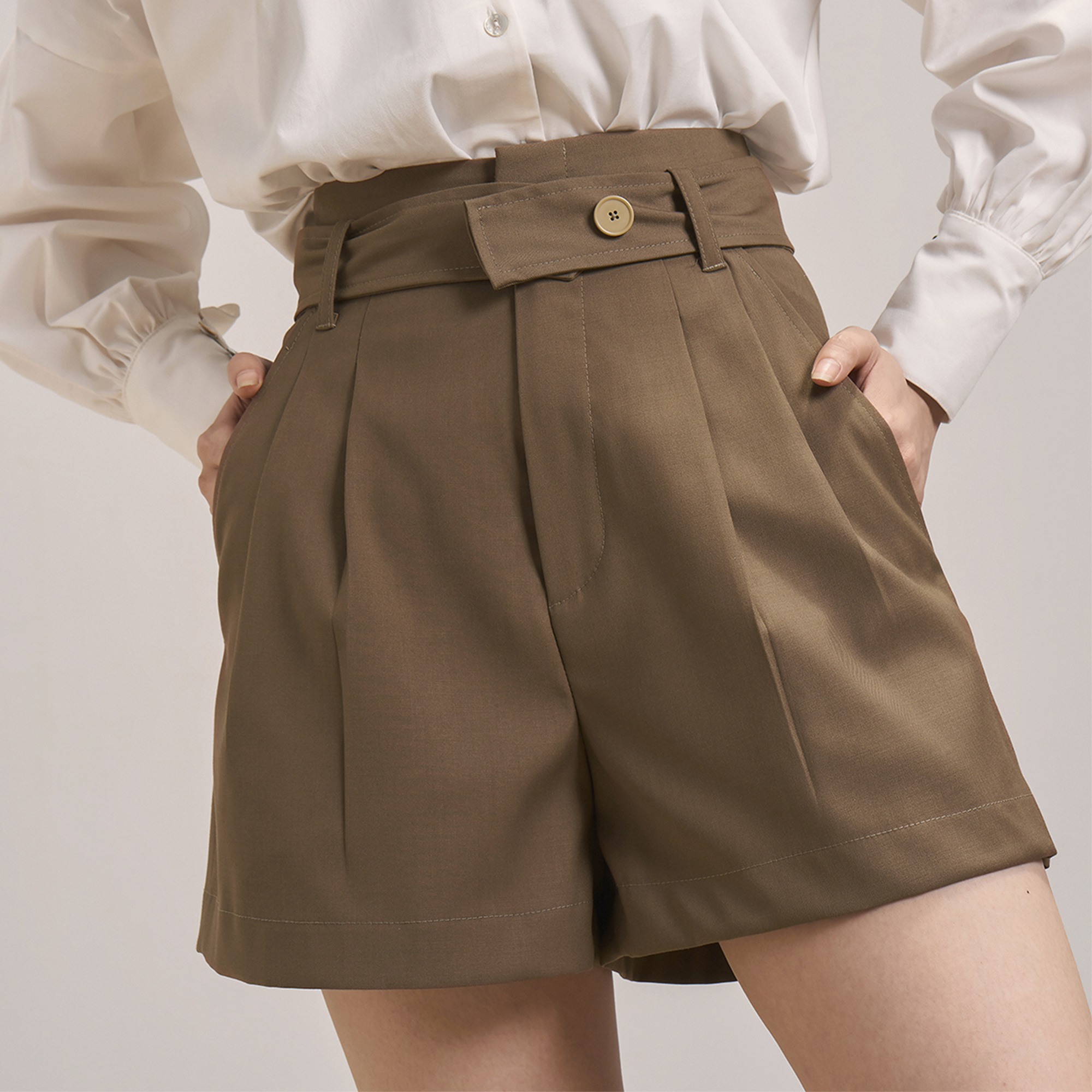 At Least Oro Shorts Quần Đùi