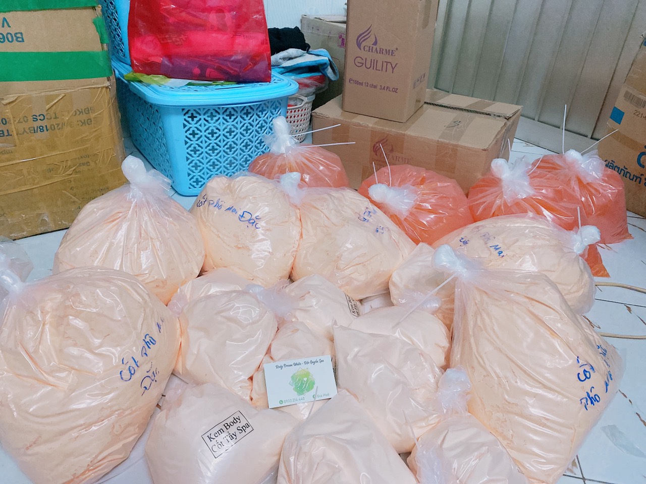 Kem Cốt Tẩy Thái Lan đặc chuẩn spa ( 1 KG )
