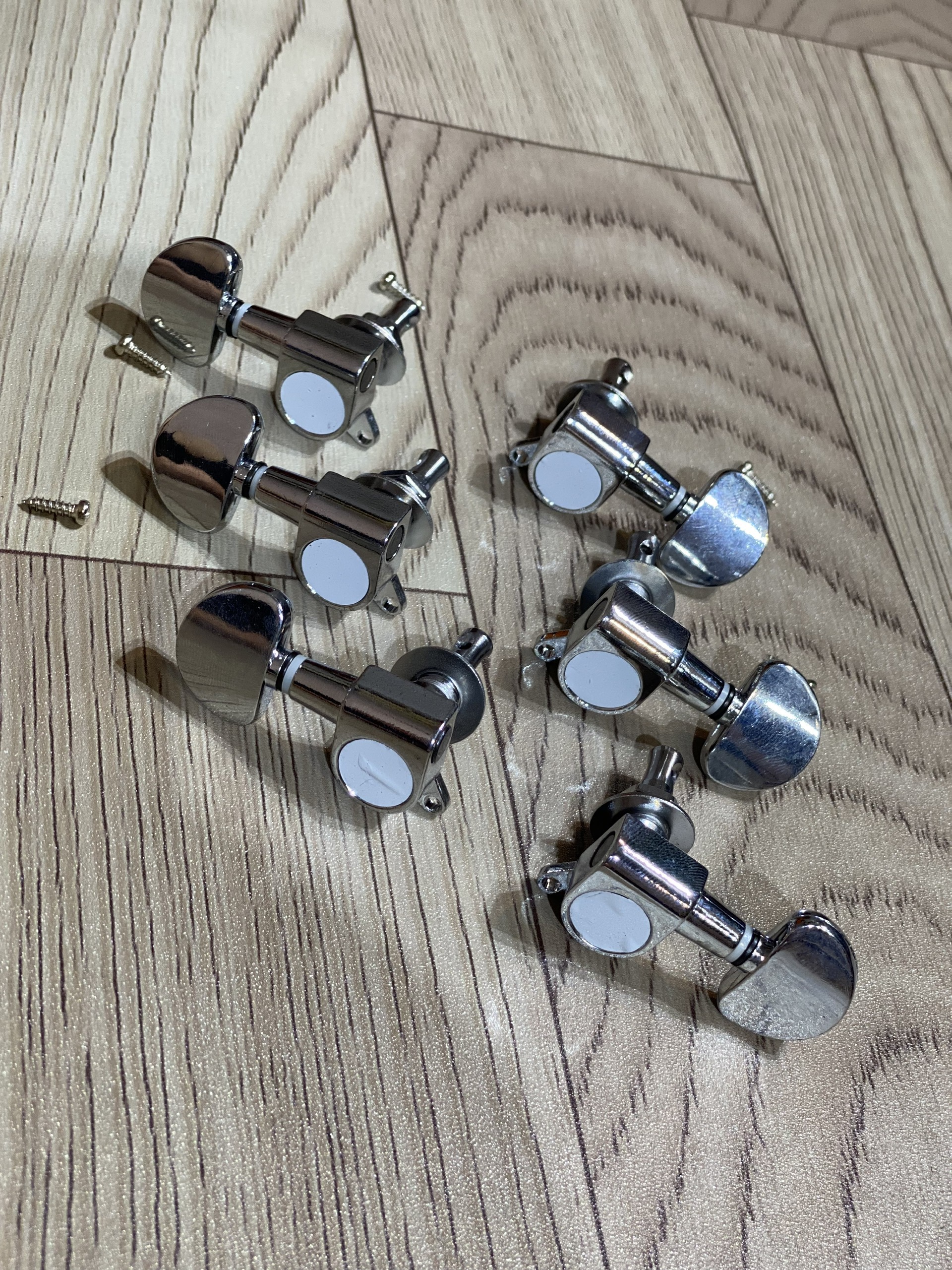 Bộ khóa đúc đàn acoustic guitar