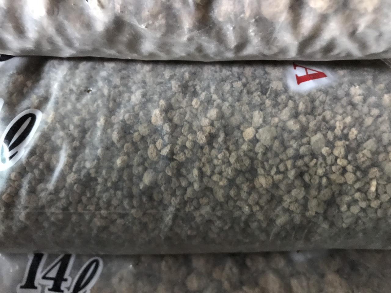 Đất nền thuỷ sinh Akadama hàng chiết lẻ 1kg size Ss