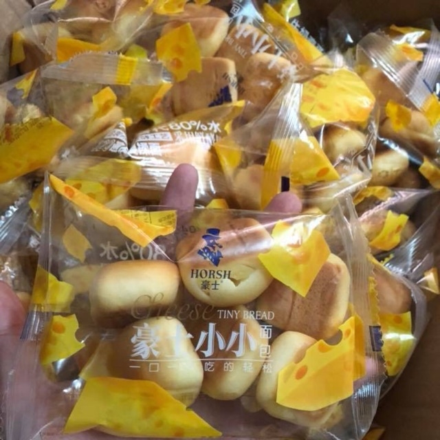 Compo 3 bịch Bành mỳ phomai Cheese Horsh( Mỗi bịch 6 viên bánh)