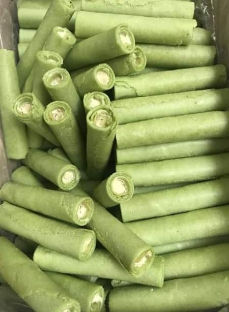 Bánh Ống Dứa Nhân Kem  100G