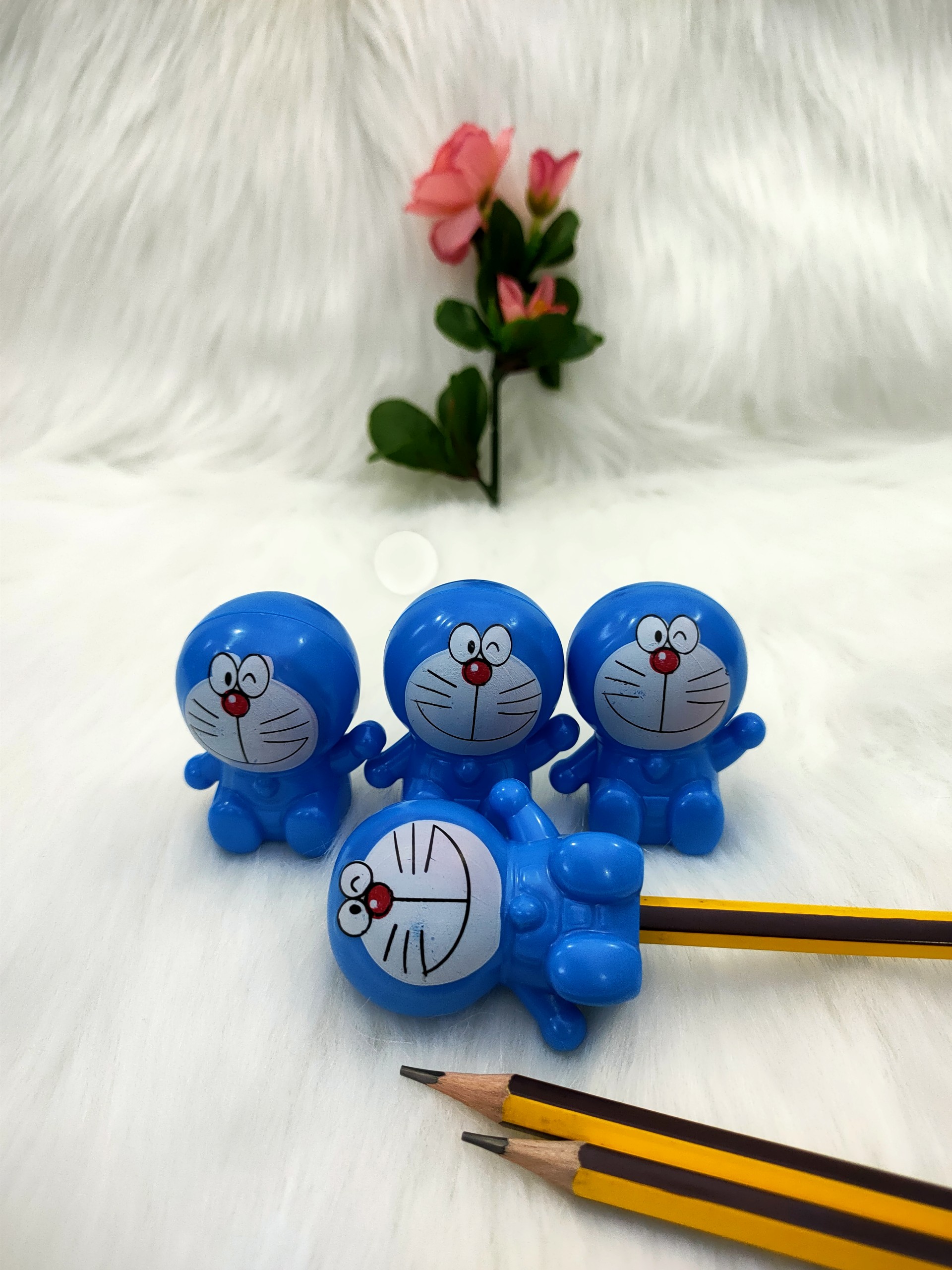 HCM - Compo đồ chuốt Doraemon + bút chì