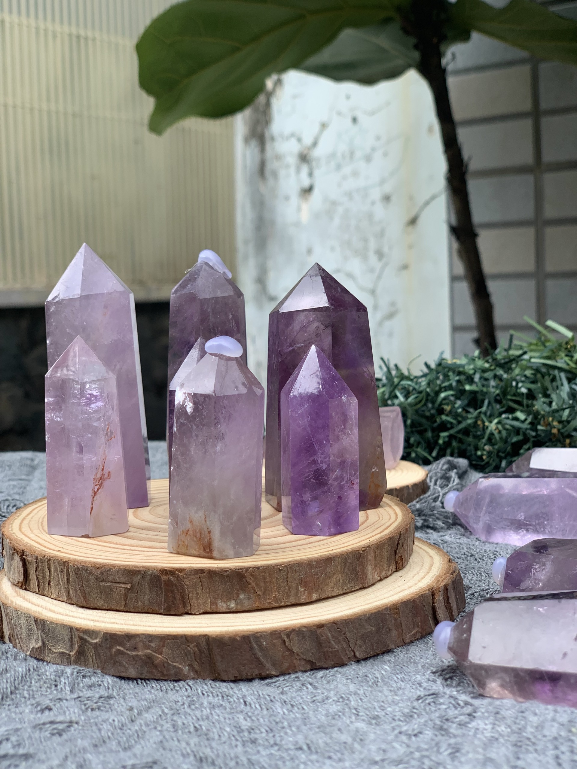 Trụ thạch anh tím trong| Amethyst Point | CADA DECOR