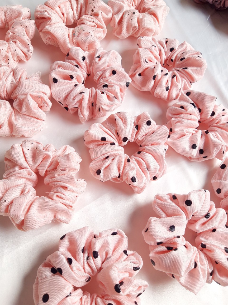 Cột Scrunchies Hồng Đáng yêu( Hình thật).