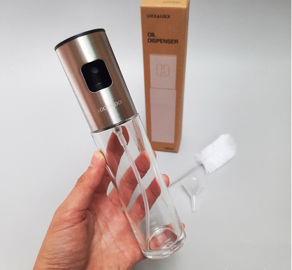 Bình xịt dầu Lock&Lock 100ml kèm phểu và cọ rửa CKO109