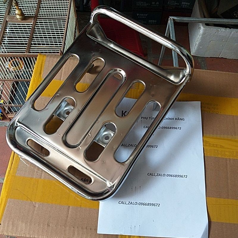 (sale 5%) ba ga( thớt sau) xe super cup 82