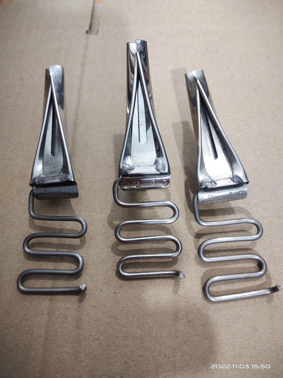cữ chạy sọc thể thao nhiều thông số có càng lắp cữ
