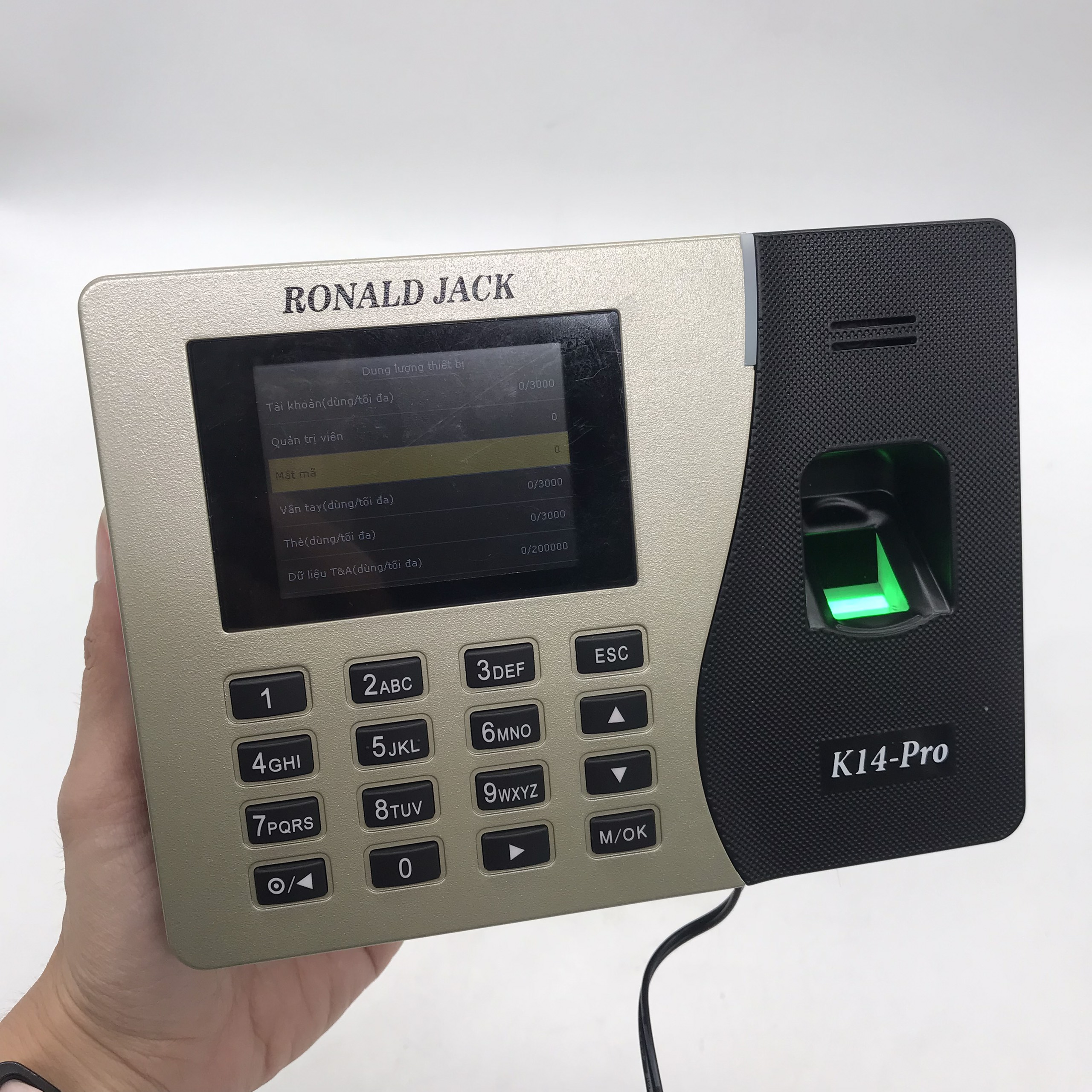 Máy chấm công vân tay & thẻ từ Ronald Jack K14-Pro