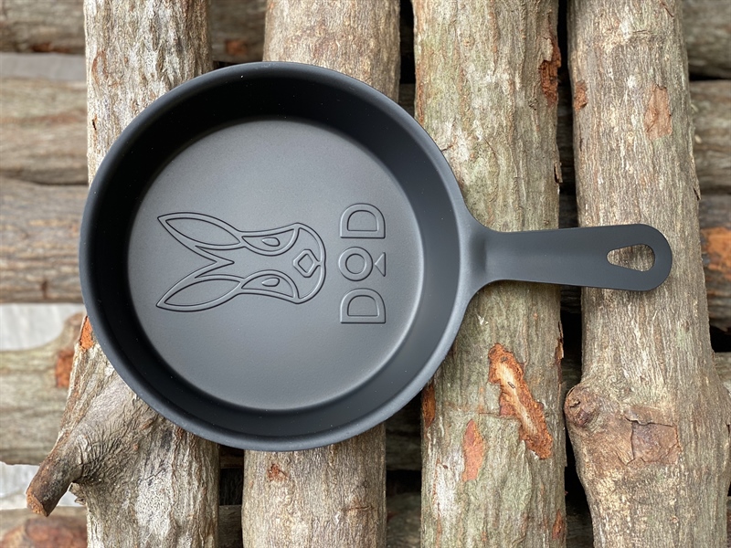 Chảo sắt chống dính dã ngoại DoD Nhật Bản (13 cm)