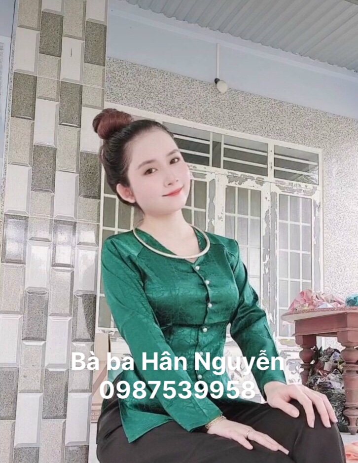 BÀ BA GẤM ĐÁ CỔ TIM CAO CẤP (KÈM QUẦN )